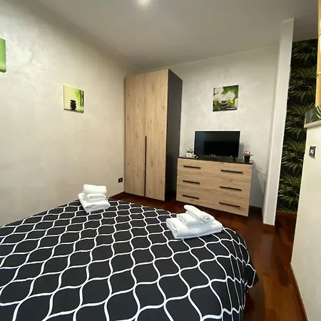 Newhouse Dei Mille Bari