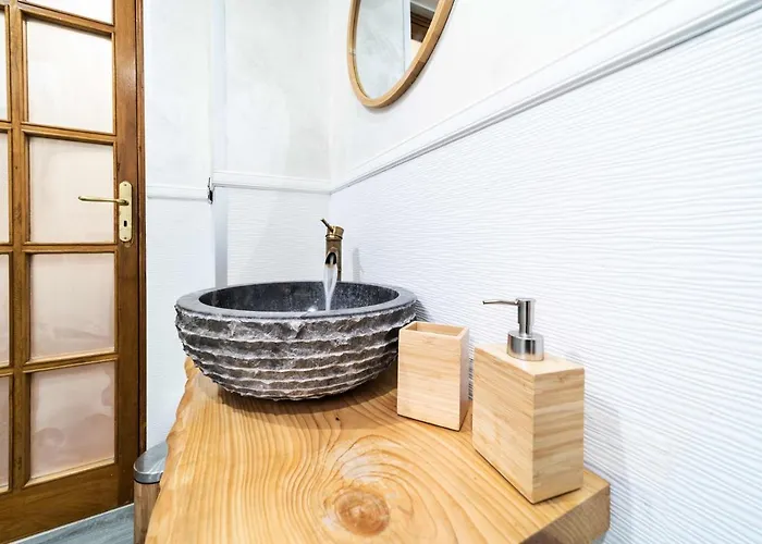 Newhouse Dei Mille Apartament *